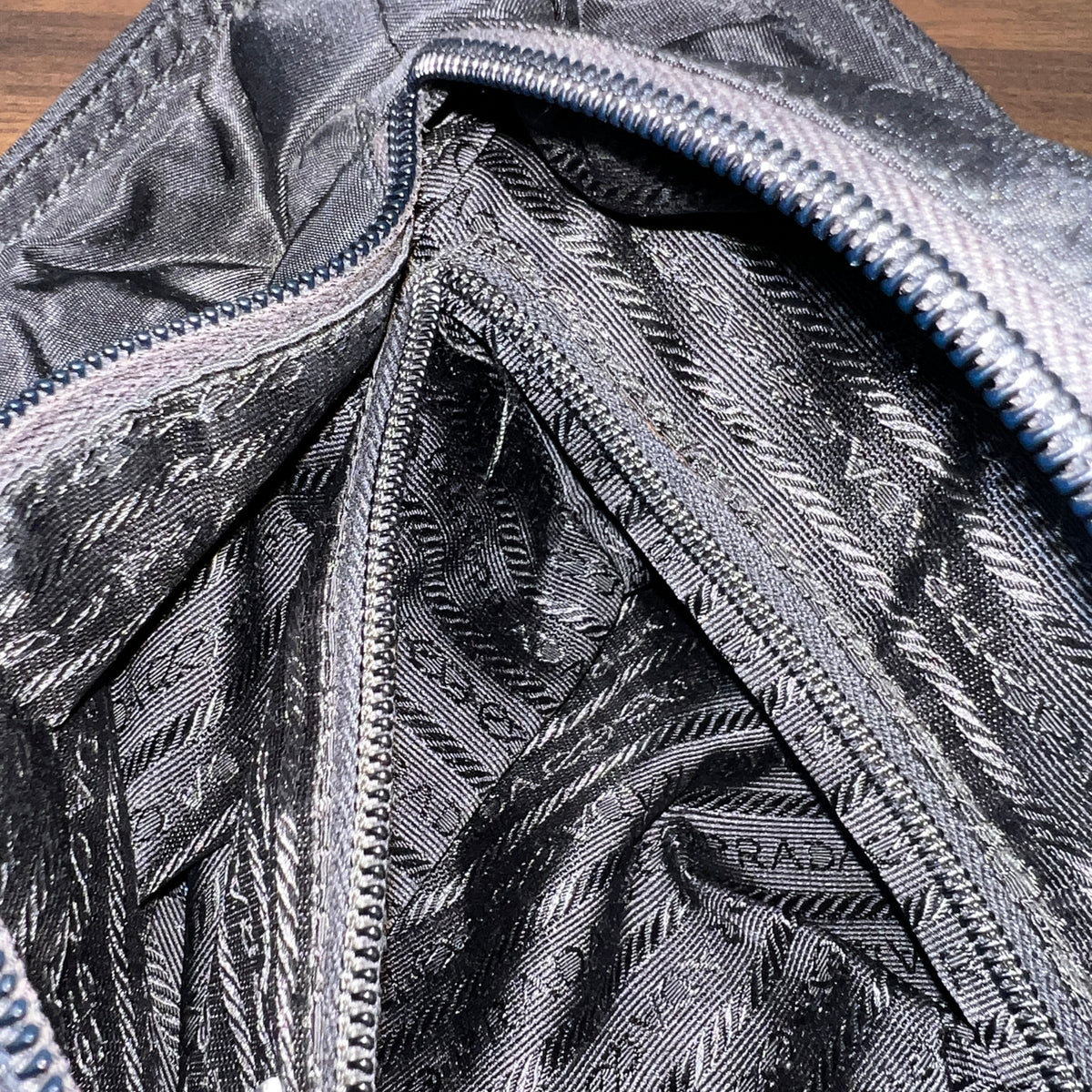Prada Black Handle Bags A-17035