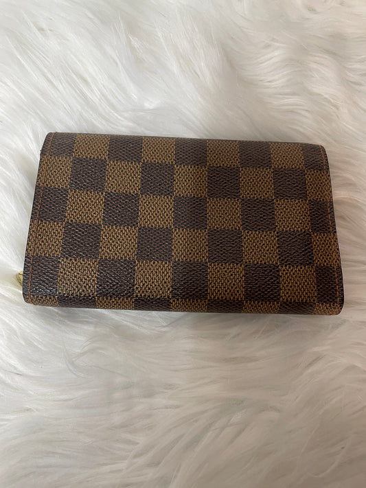 Louis Vuitton A-13904