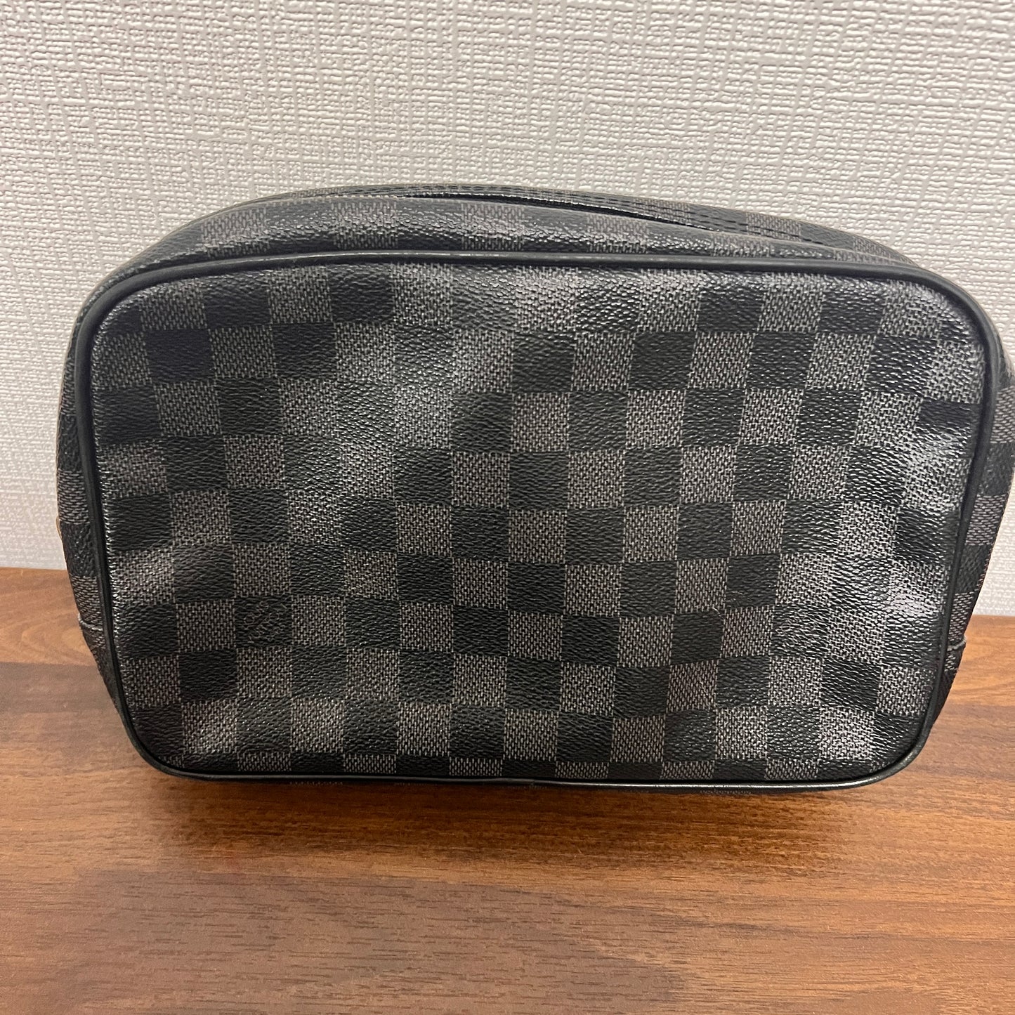 Louis Vuitton A-14020