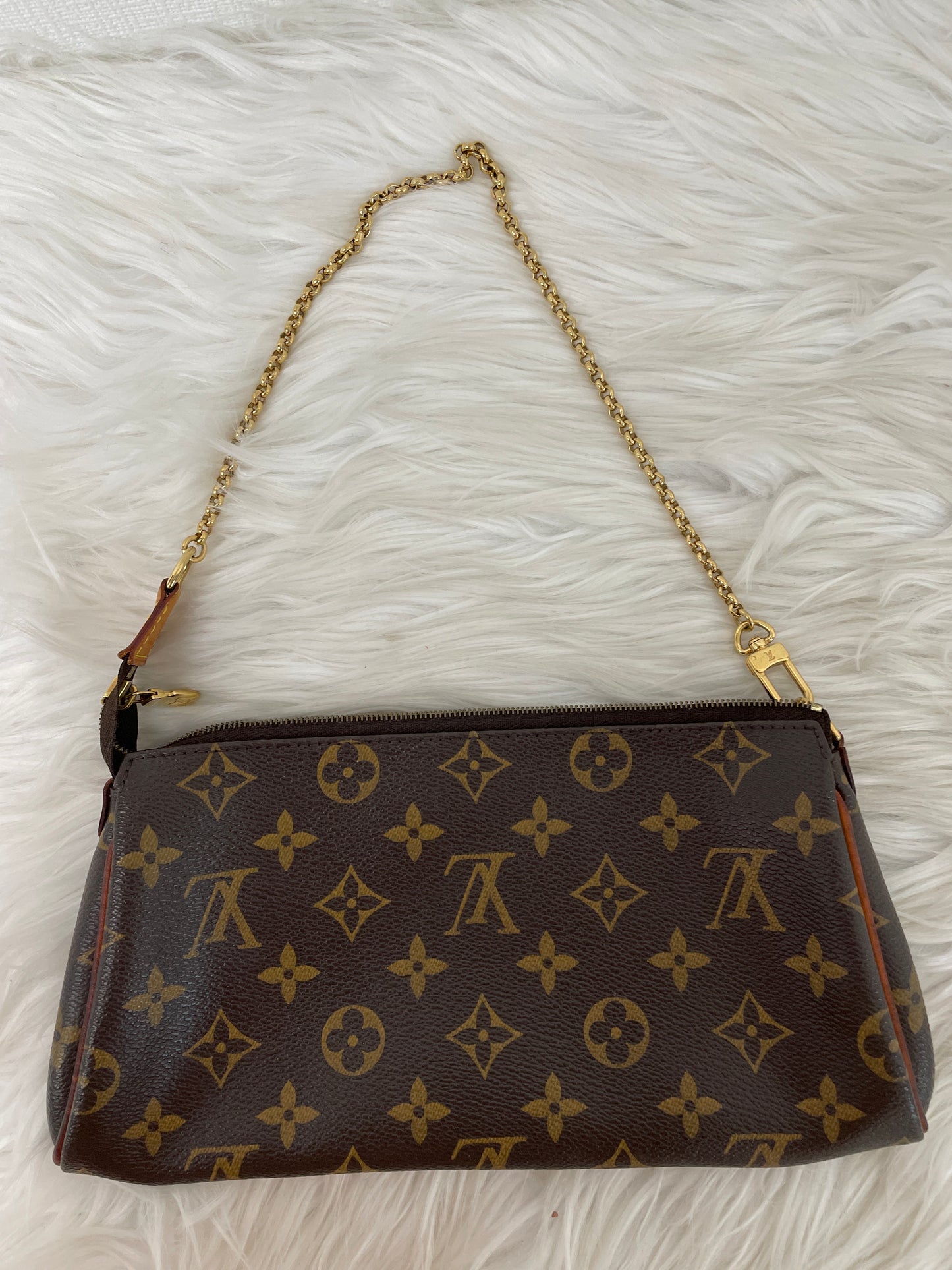 Louis Vuitton A-14119