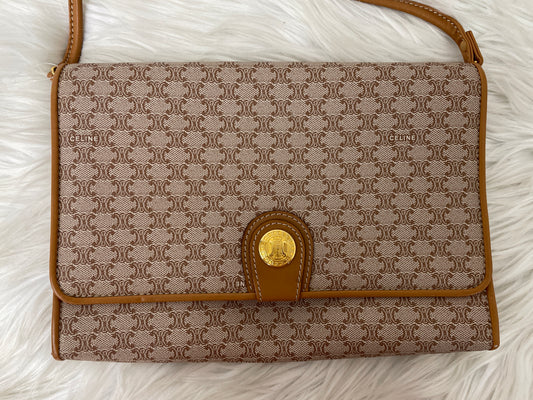 Celine A-14138