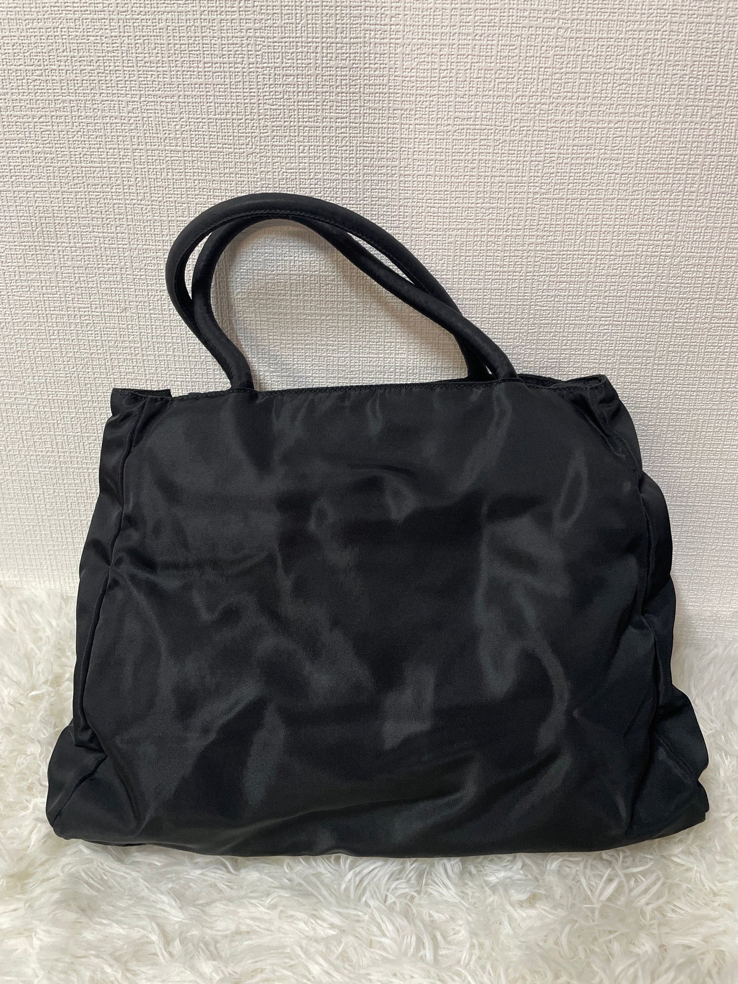 Prada Black Handle Bags A-14440