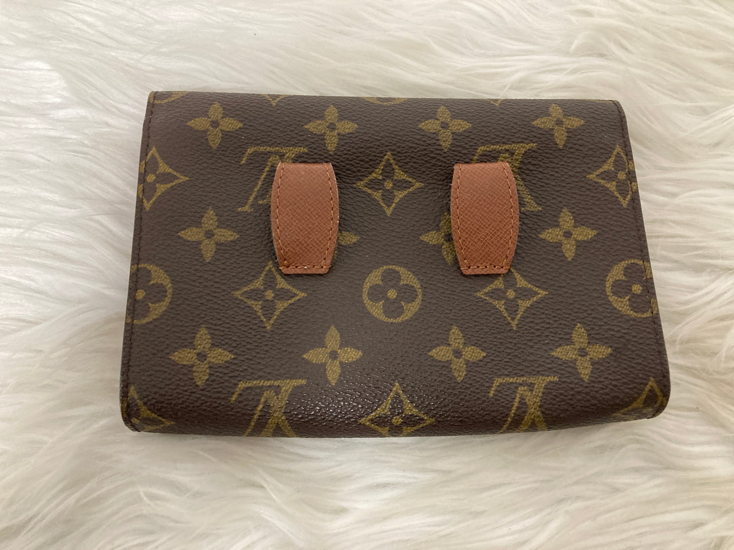 Louis Vuitton A-14533