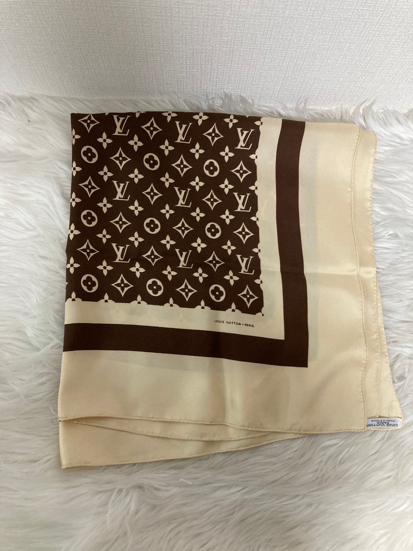 Louis Vuitton Brown A-14553