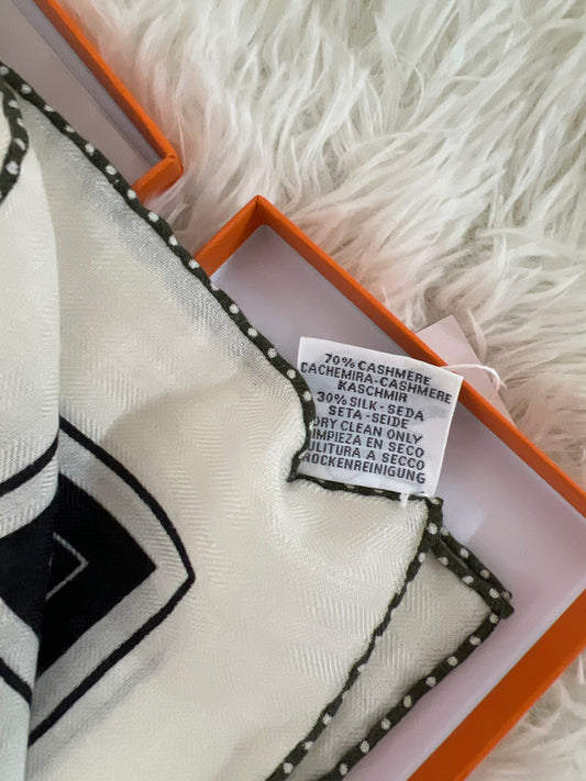 Hermes Multicolor Scarves A-14707