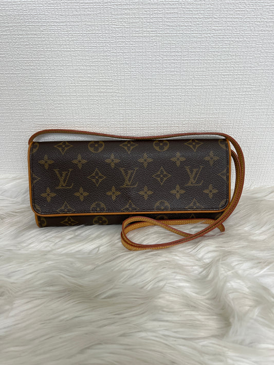 Louis Vuitton Brown Shoulder Bags A-14758