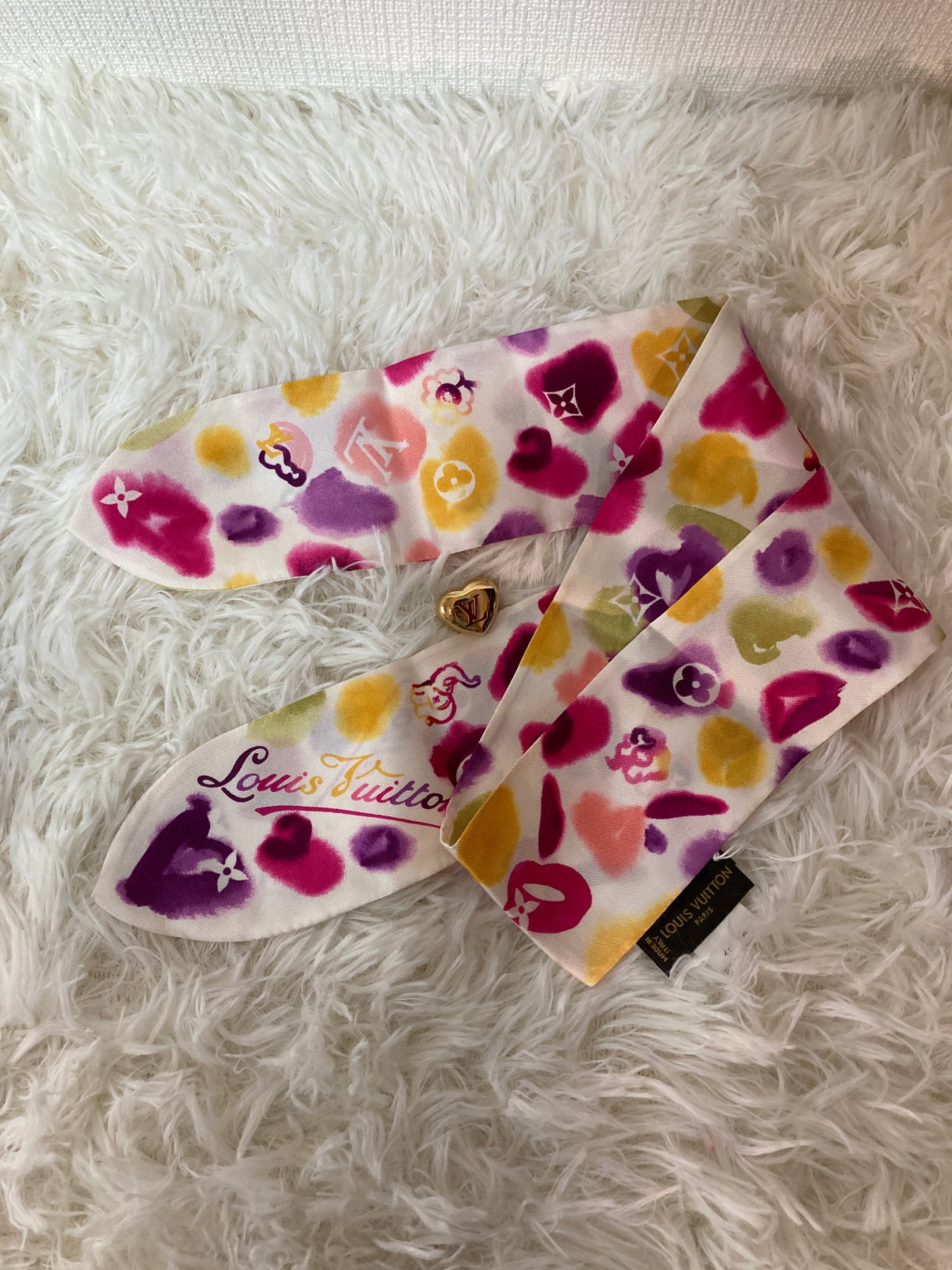 Louis Vuitton Scarves A-14776