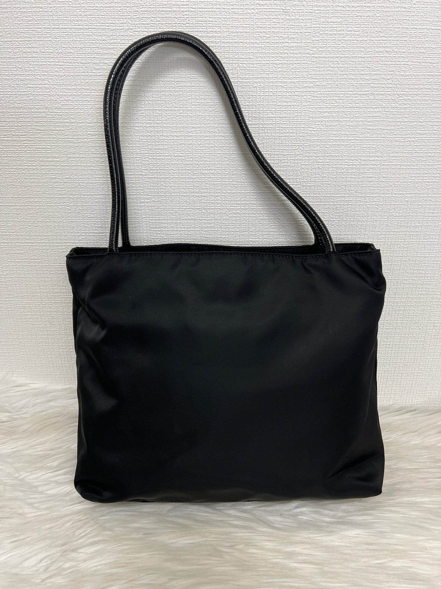 Prada Tote Bags A-14789