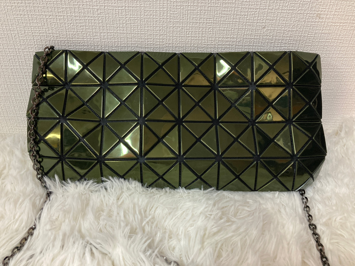 Issey Miyake Shoulder Bags A-14852