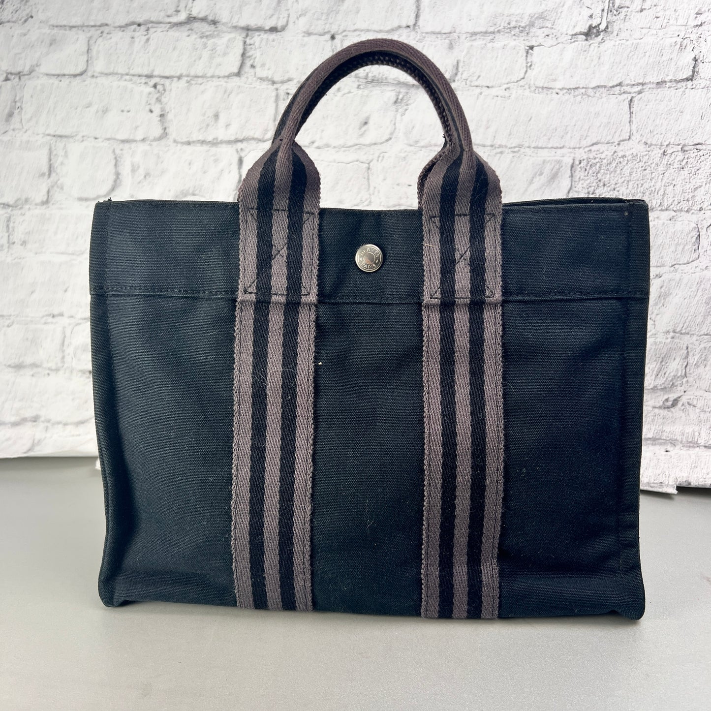 Hermes Black Tote Bags A-15057
