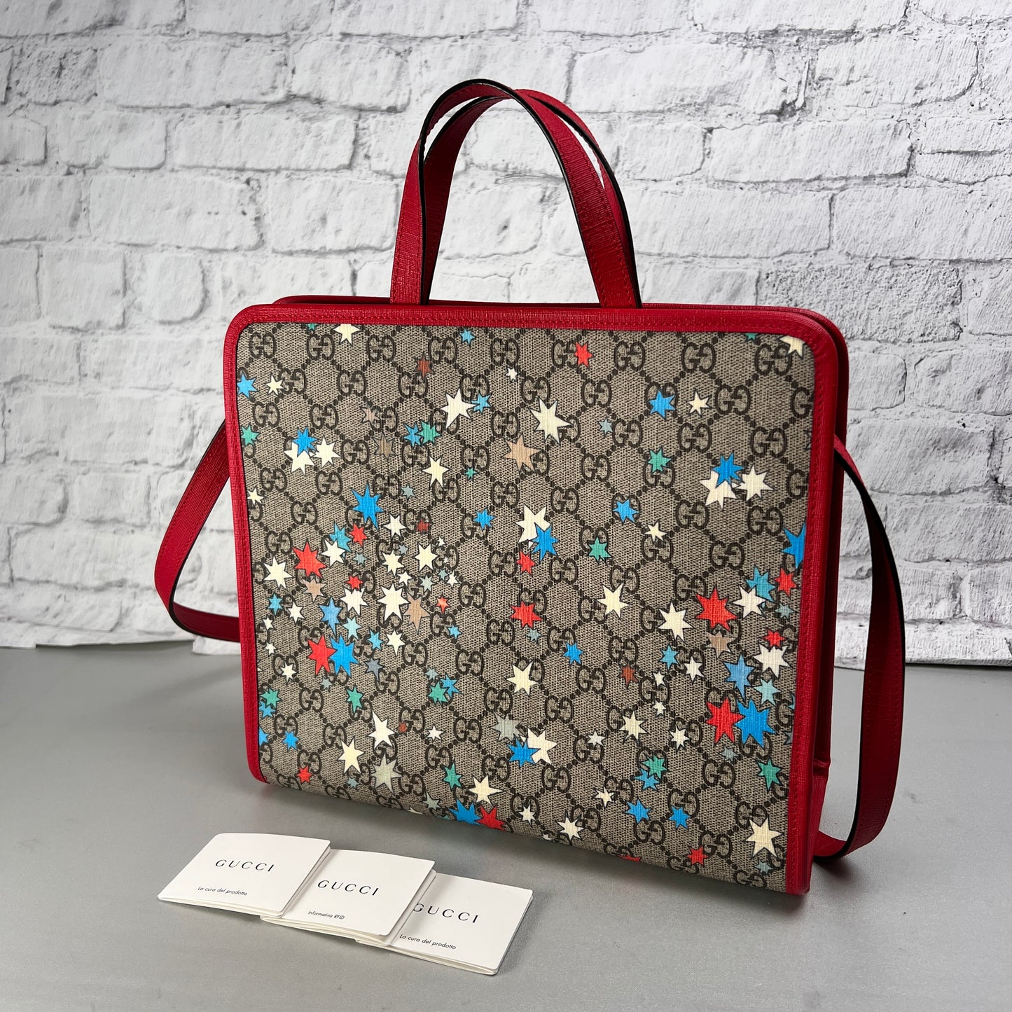 Gucci Beige Shoulder Bags A-15209