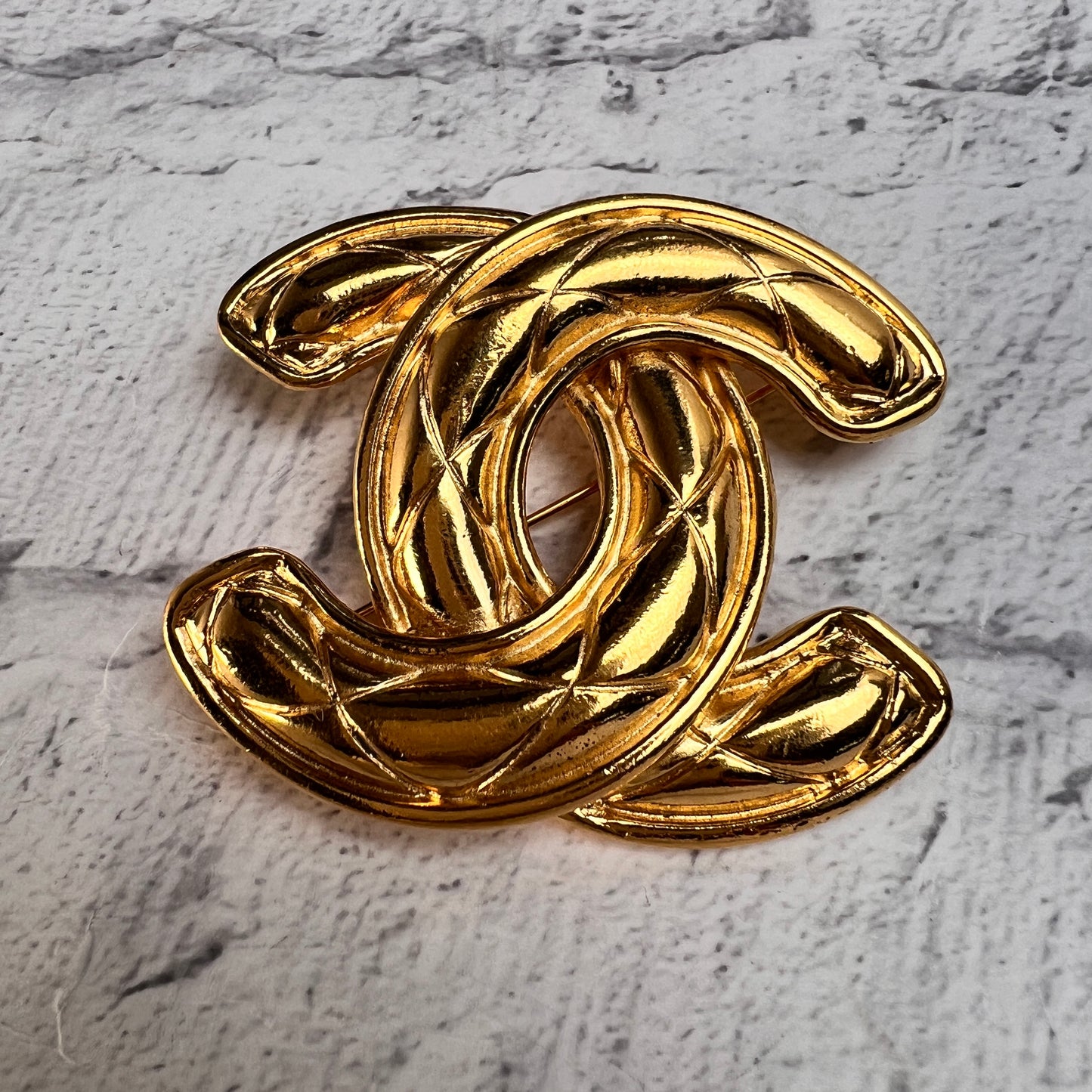 Chanel Gold Small goods A-15255