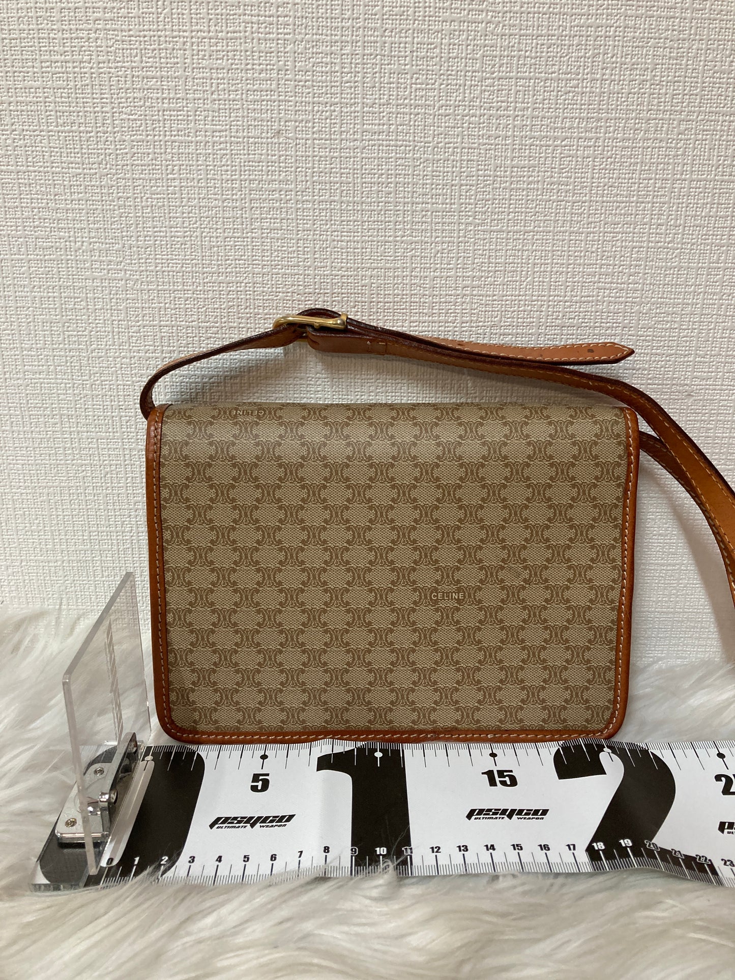 Celine Beige Shoulder Bags A-15486