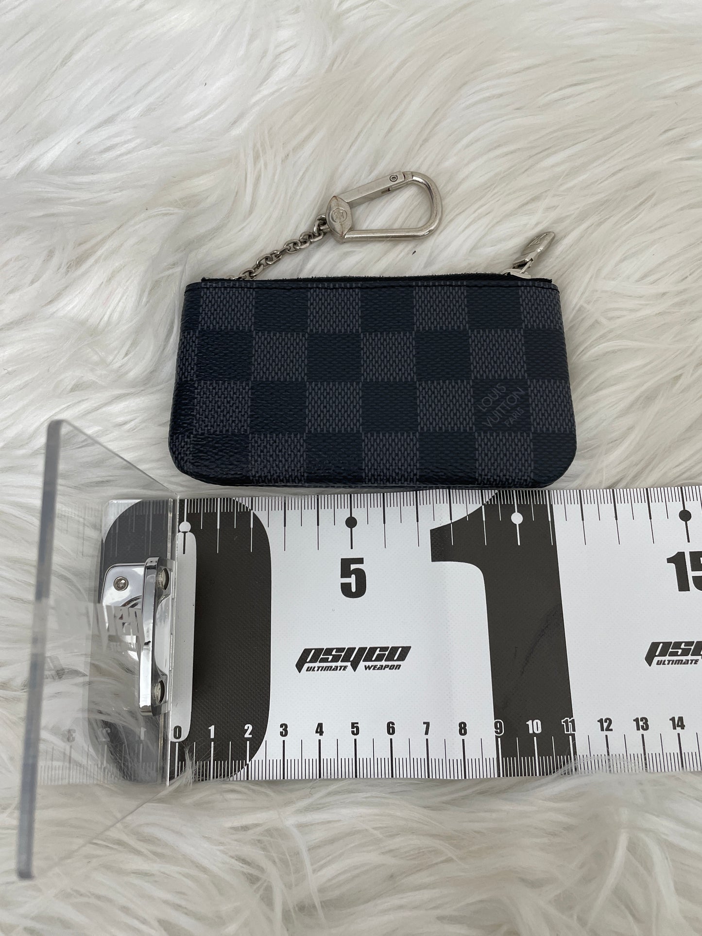 Louis Vuitton Gray Pouches A-15494