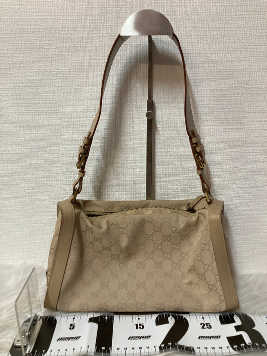 Gucci Beige Shoulder Bags A-15516
