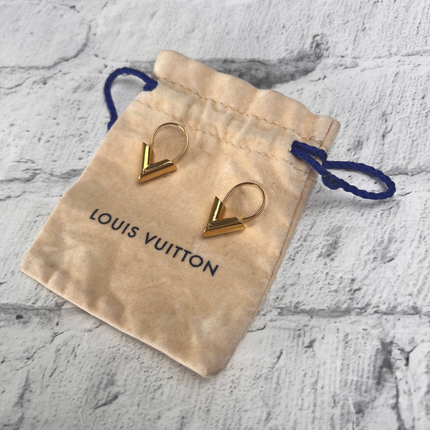 Louis Vuitton Gold Earrings A-15611