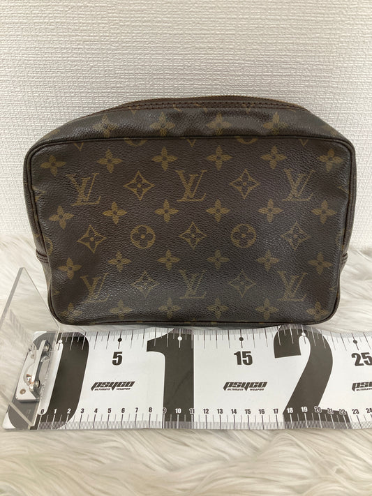 Louis Vuitton Brown Pouches A-15633