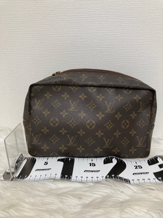 Louis Vuitton Brown Pouches A-15634