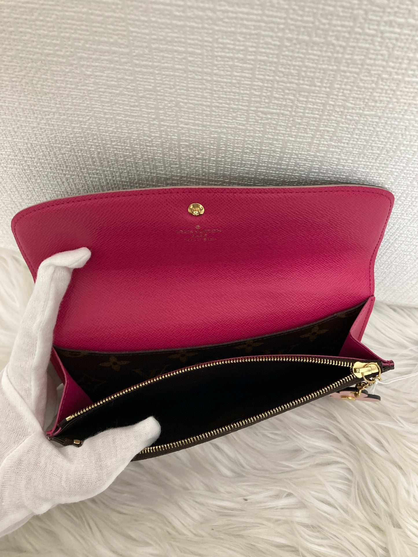 Louis Vuitton Brown Wallets A-15641