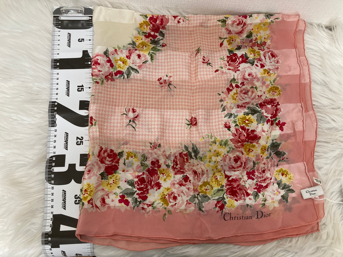 Dior Pink Scarves A-15647