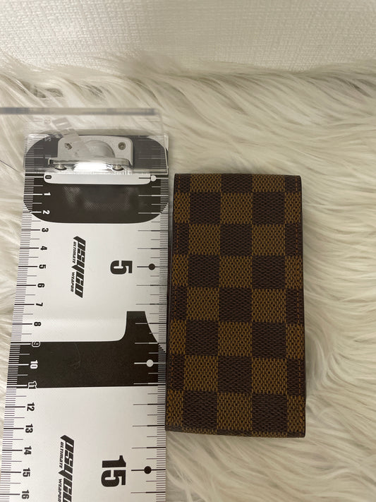 Louis Vuitton Brown Pouches A-15669