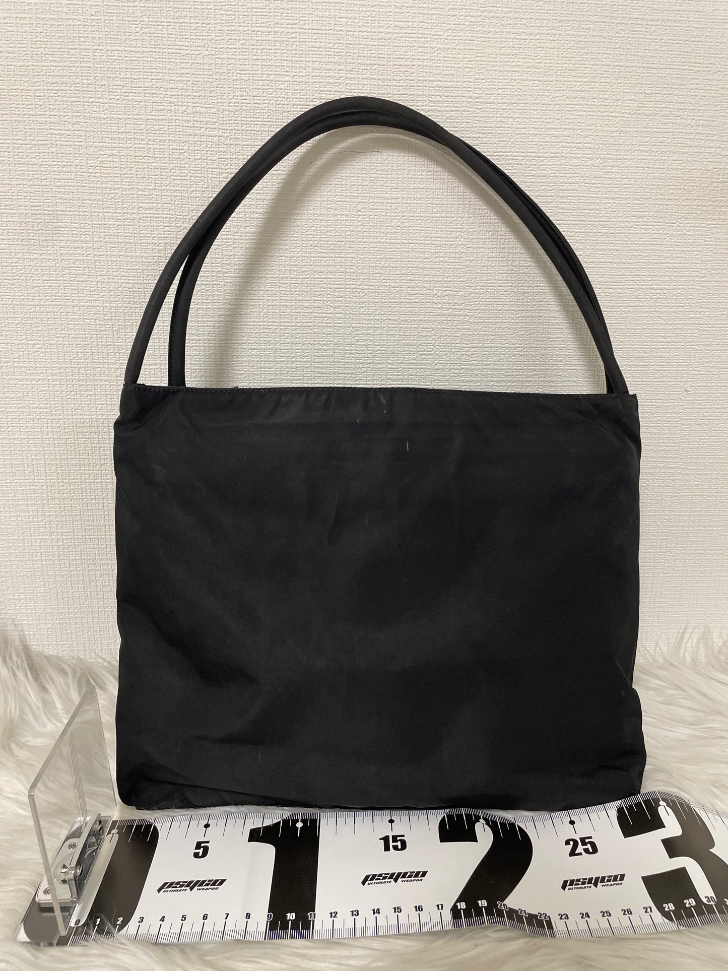 Prada Black Handle Bags A-15722