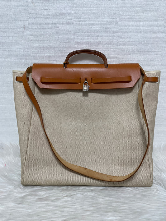 Hermes Beige Shoulder Bags A-15788