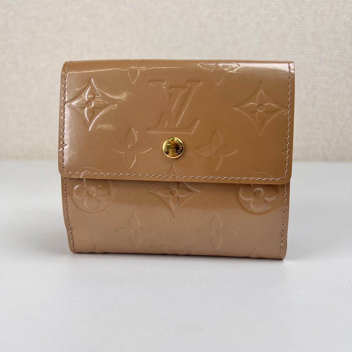 Louis Vuitton Beige Wallets A-15796