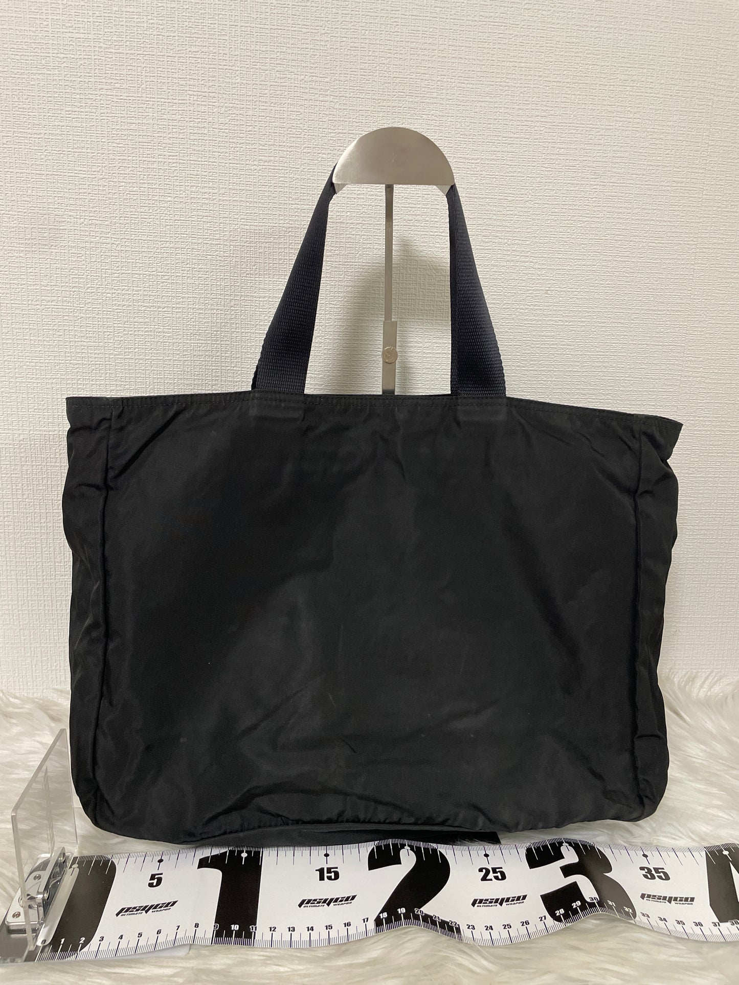 Prada Black Handle Bags A-15840