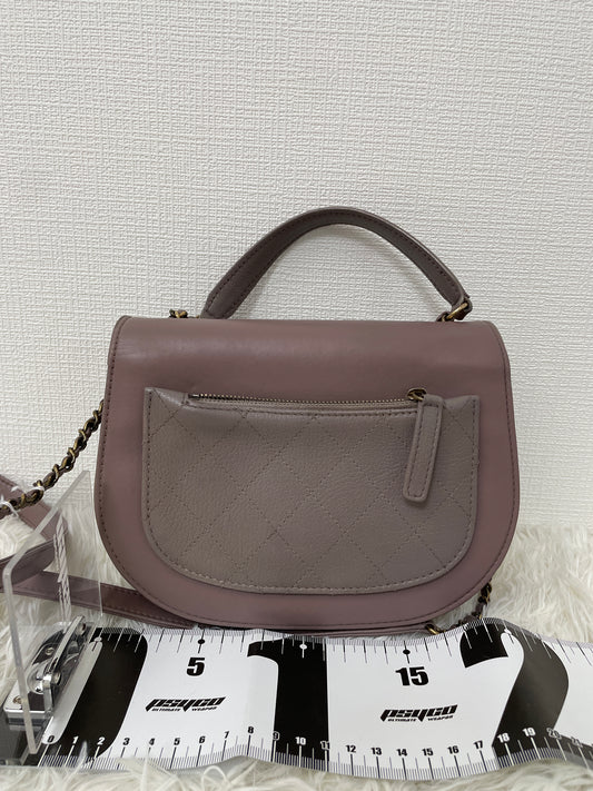 Chanel Purple Shoulder Bags A-15918