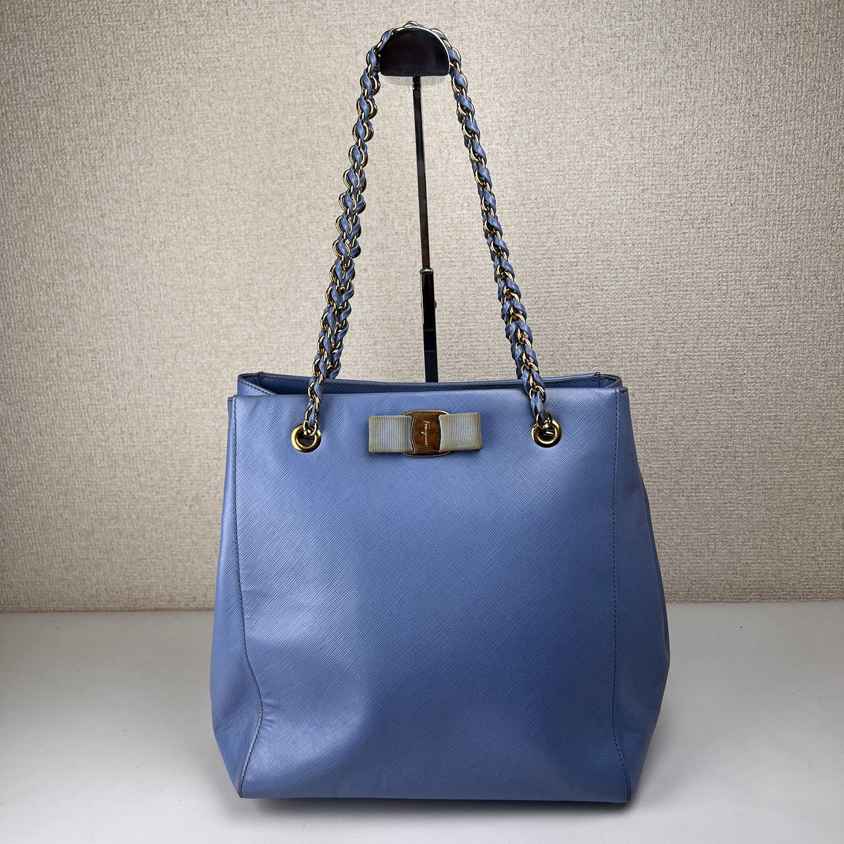 Ferragamo Blue Shoulder Bags A-15920