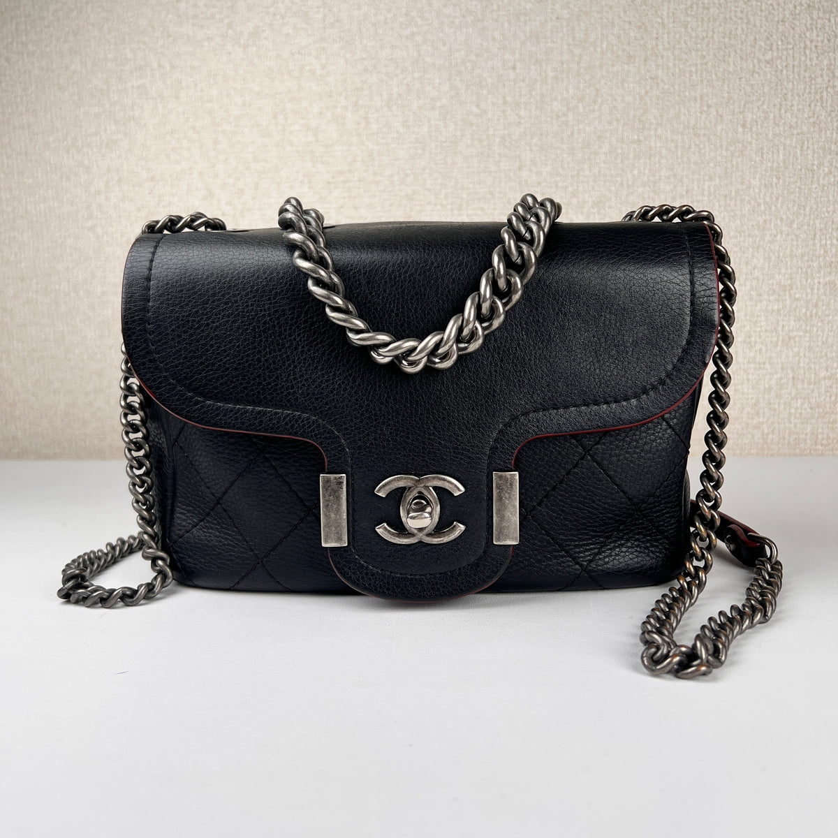 Chanel Black Shoulder Bags A-15921