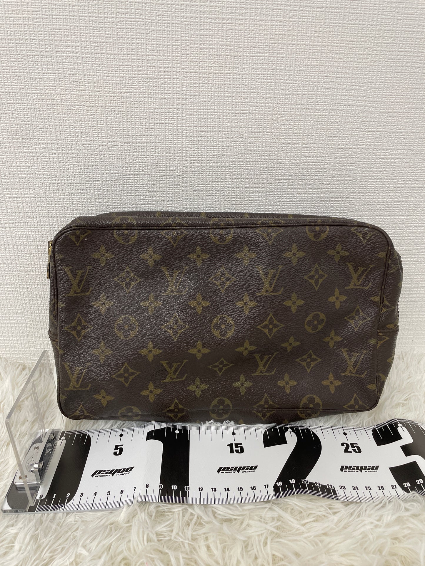 Louis Vuitton Brown A-15939