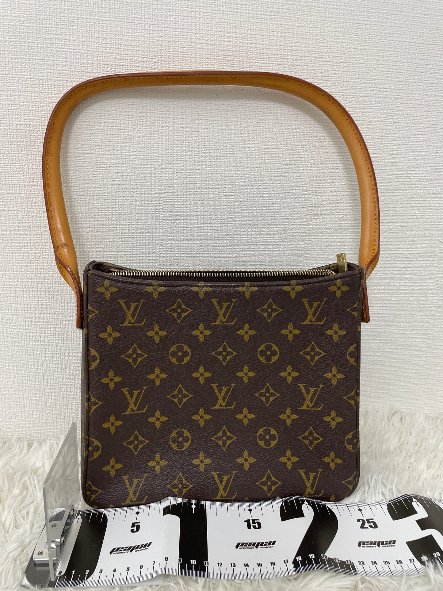 Louis Vuitton Brown Shoulder Bags A-15945