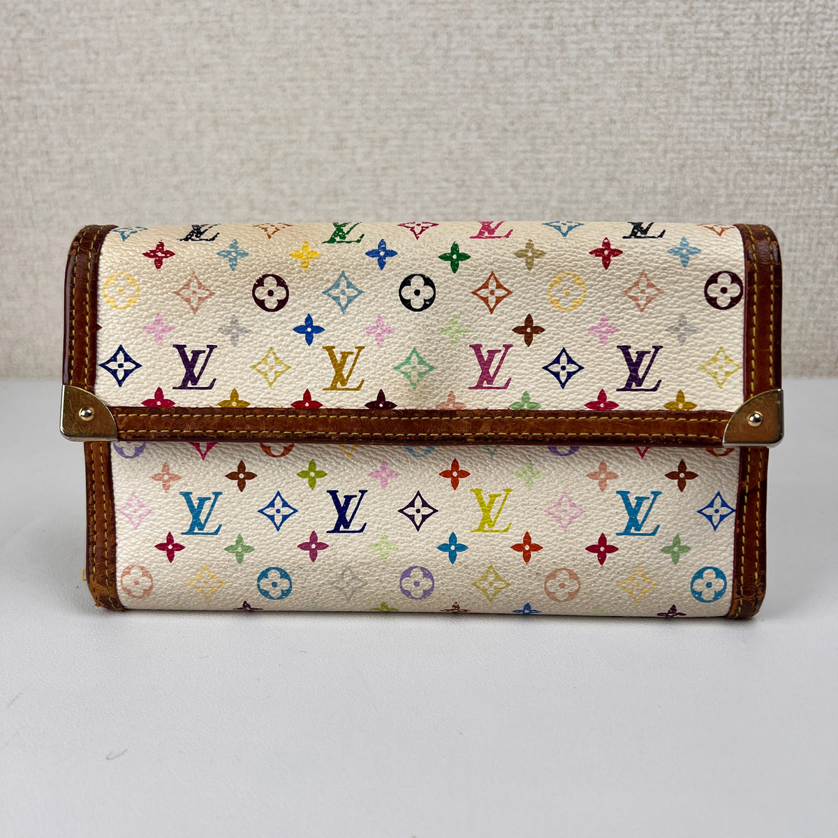 Louis Vuitton Multicolor Wallets A-15954