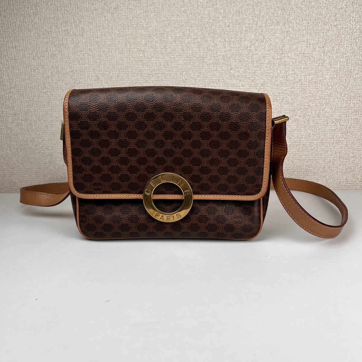 Celine Brown Shoulder Bags A-15971