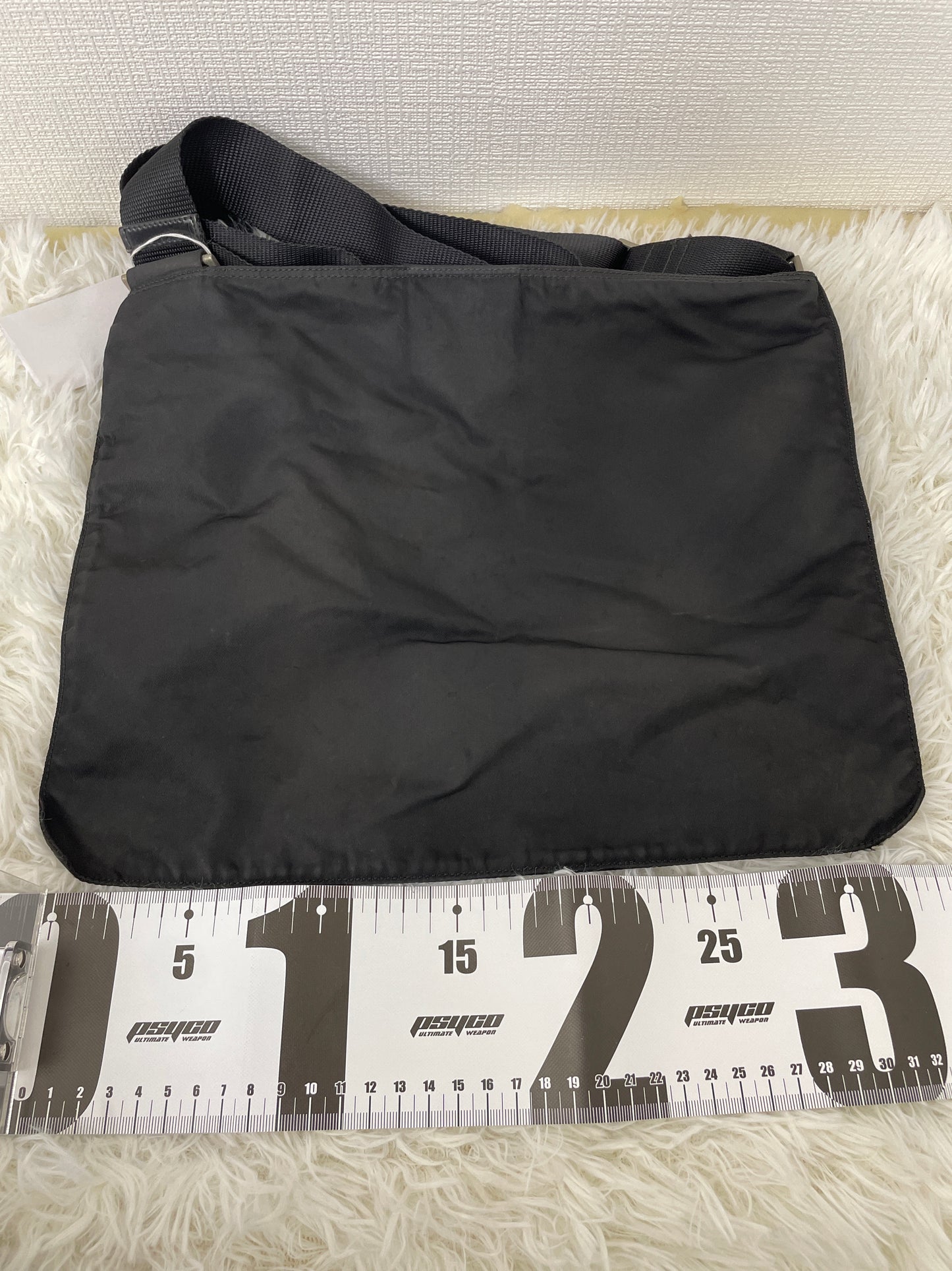Prada Black Shoulder Bags A-15978