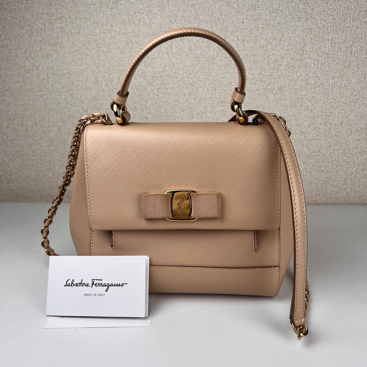 Ferragamo Beige Handle Bags A-15998