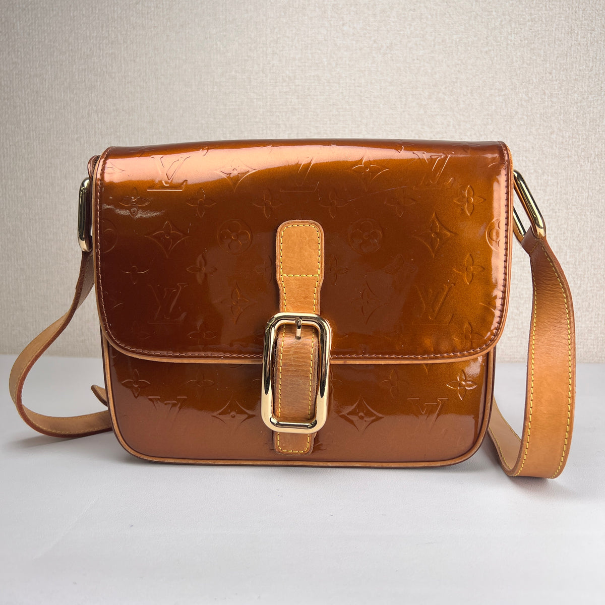 Louis Vuitton Brown Handle Bags A-16001