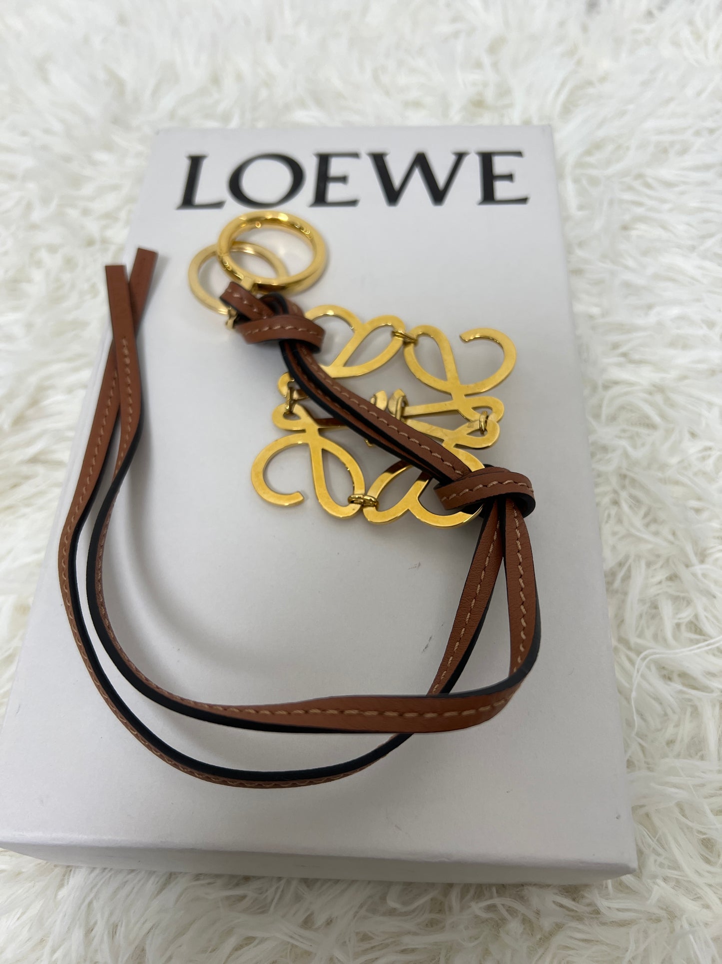 Loewe Brown Small goods A-16017