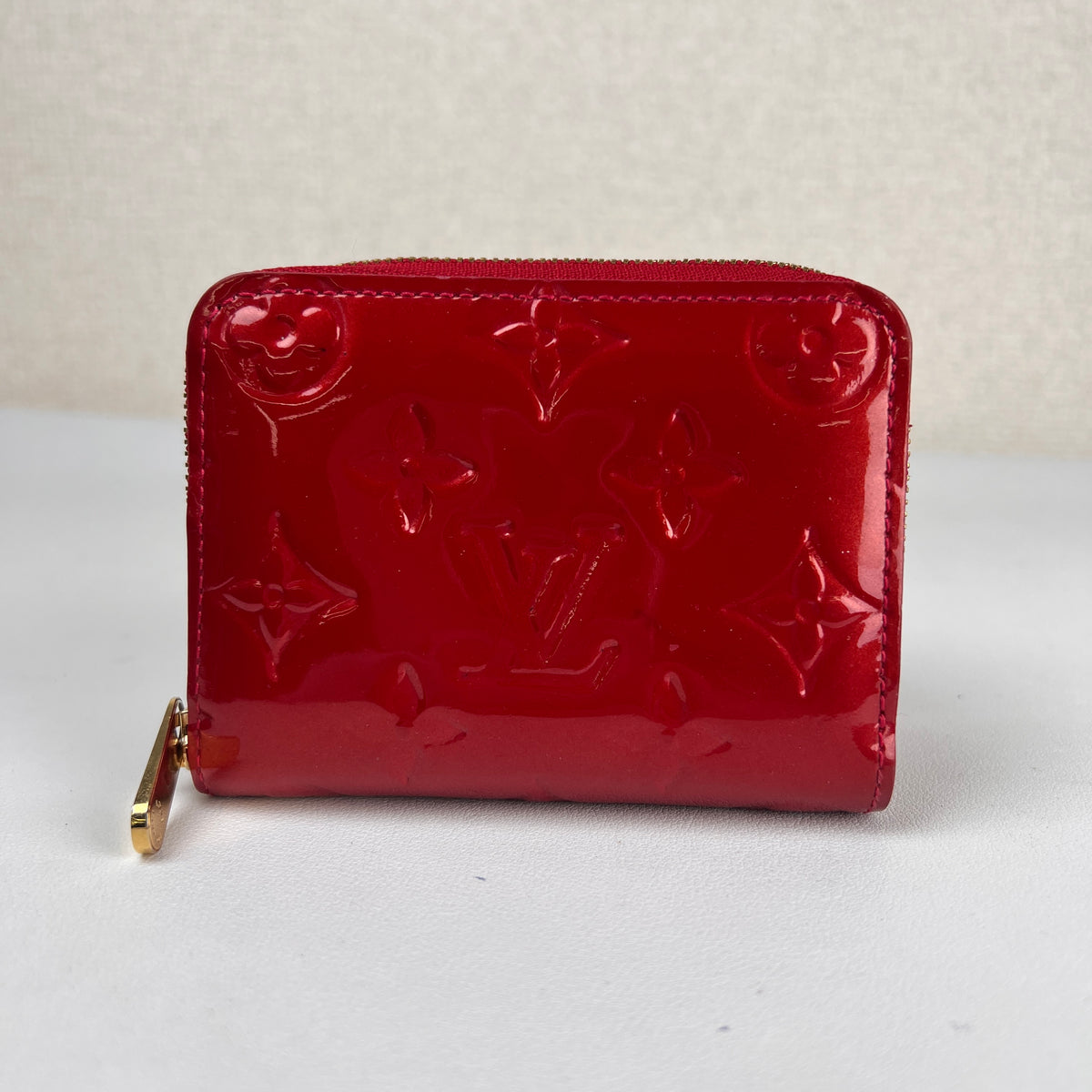Louis Vuitton Red Wallets A-16100
