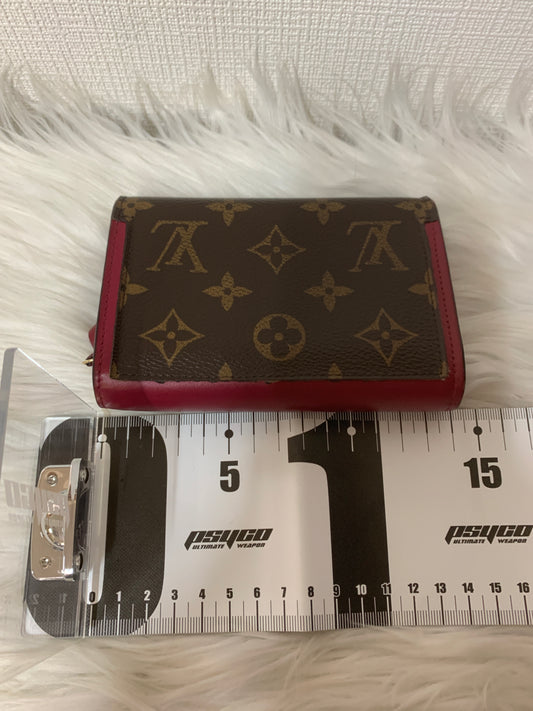 Louis Vuitton Brown Wallets A-16145
