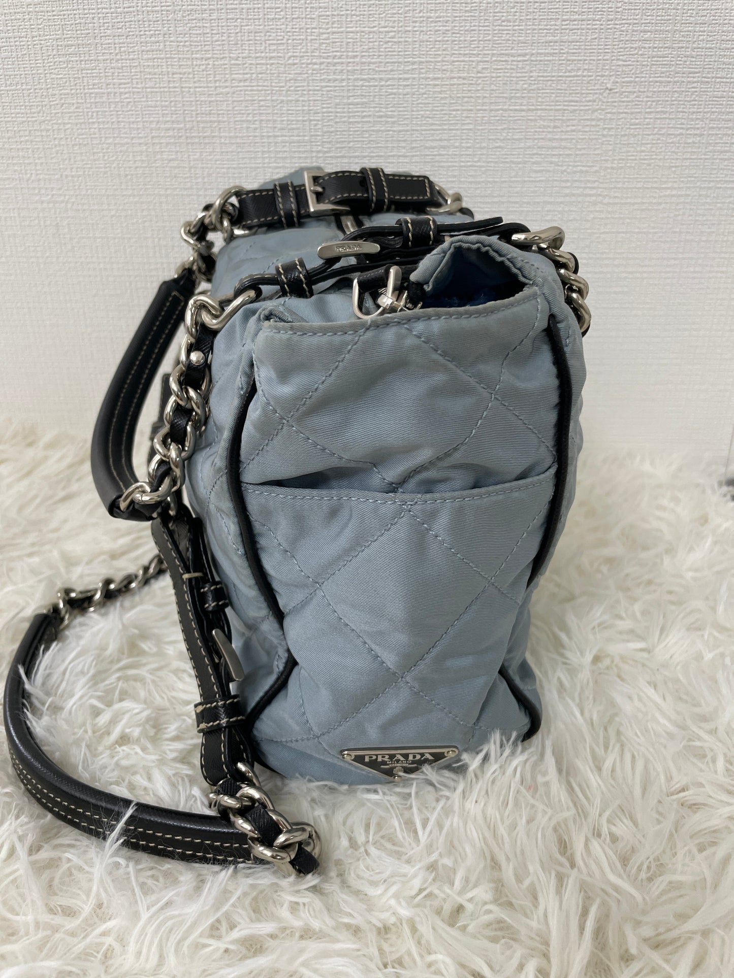 Prada Navy Shoulder Bags A-16158