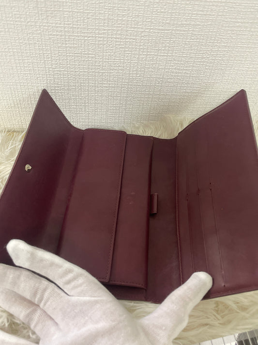 Louis Vuitton Red Wallets A-16191