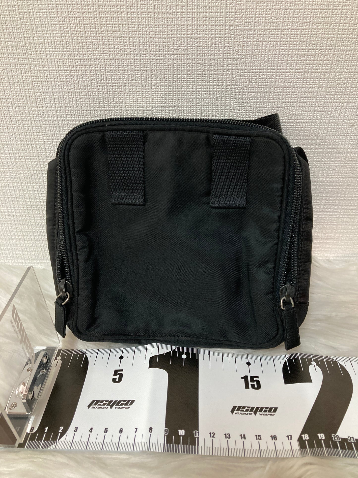 Prada Black Shoulder Bags A-16208