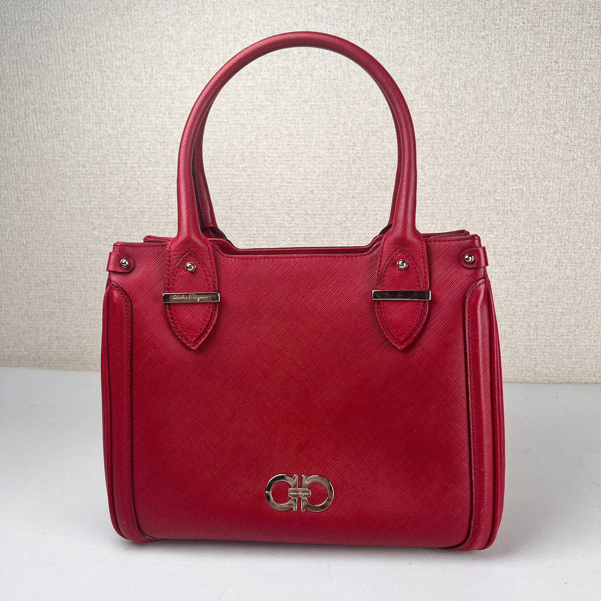 Ferragamo Red Handle Bags A-16282