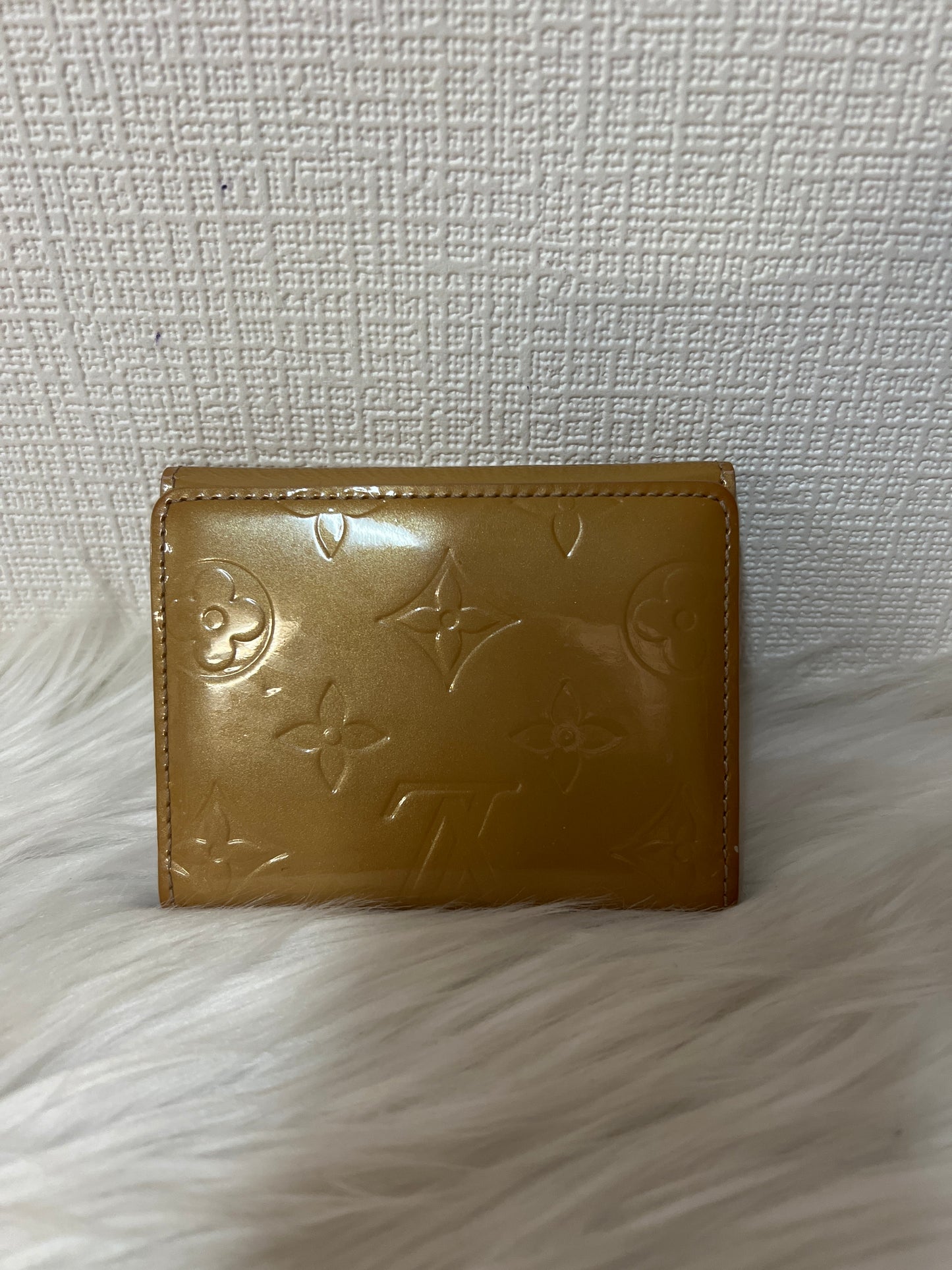 Louis Vuitton Beige Wallets A-16363