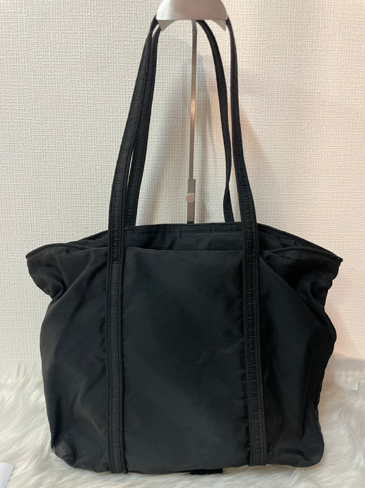 Prada Black Tote Bags A-16366