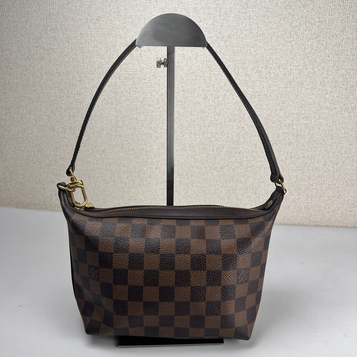 Louis Vuitton Brown Handle Bags A-16407
