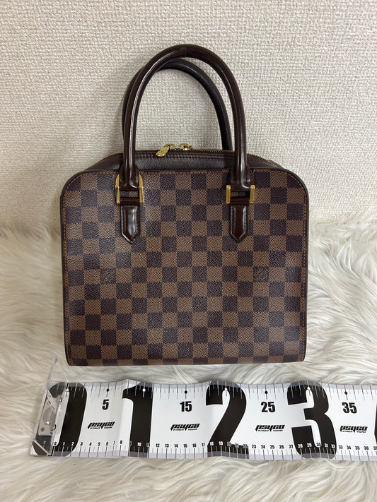 Louis Vuitton Brown Shoulder Bags A-16425